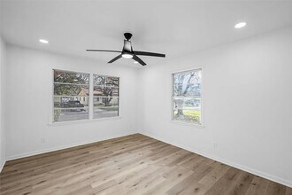 516 Lenox St in Waco, TX - Building Photo - Building Photo