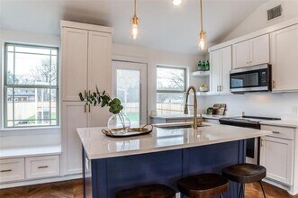 1603 Hansboro Ave in Dallas, TX - Building Photo - Building Photo