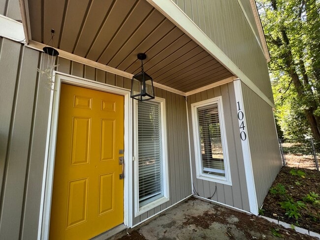 1040-1042 McKinley Ave in Auburn, AL - Building Photo - Building Photo