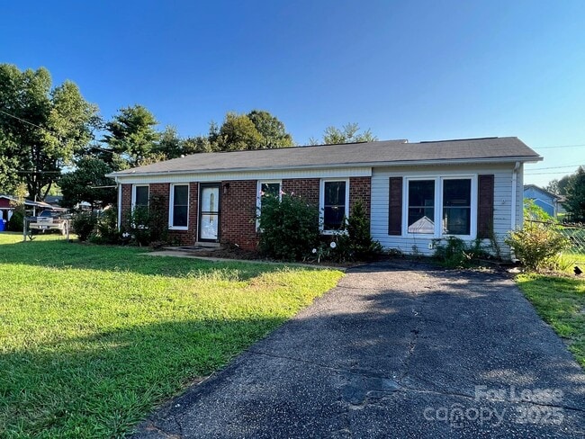 property at 222 Sikeston Ct