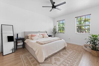 17165 SW 94th St in Miami, FL - Building Photo - Building Photo