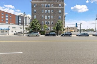 2 S Hartford Ave in Atlantic City, NJ - Building Photo - Building Photo