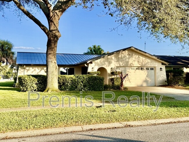 property at 2381 Timbercrest Cir W