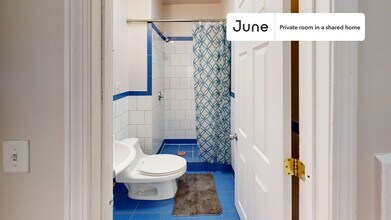 Room in Shared 4 bed/2 bath home, Unit D in Boston, MA - Building Photo - Building Photo