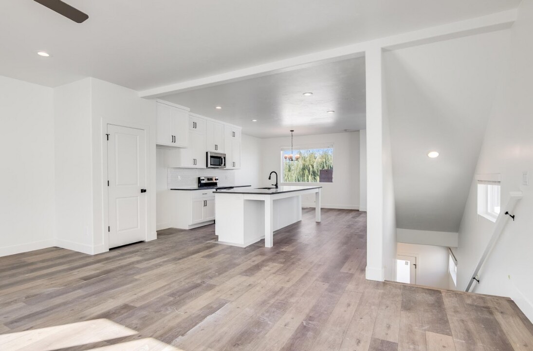 532 S 1080 W in American Fork, UT - Building Photo
