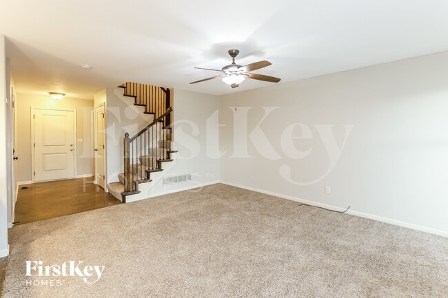 11109 Highview Rd in Peculiar, MO - Building Photo - Building Photo