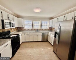 4202 Applegate Ln in Hillcrest Heights, MD - Building Photo