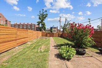 5237 Enright Ave in St. Louis, MO - Foto de edificio - Building Photo