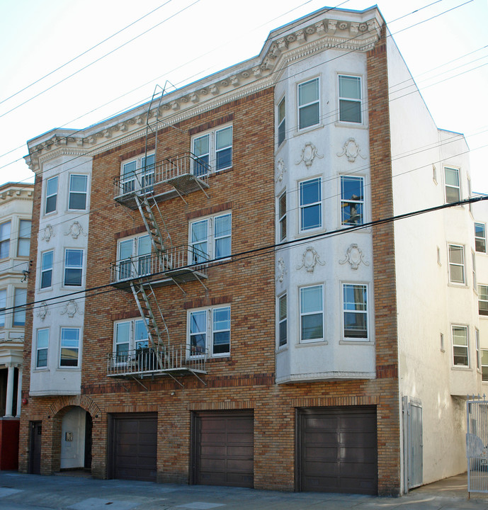 1965 Page St in San Francisco, CA - Building Photo