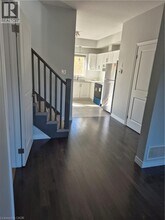 13 Barley Ln in Hamilton, ON - Building Photo - Building Photo