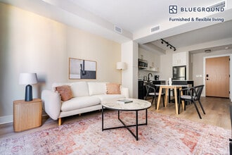 4924 St Elmo Ave in Bethesda, MD - Building Photo - Building Photo