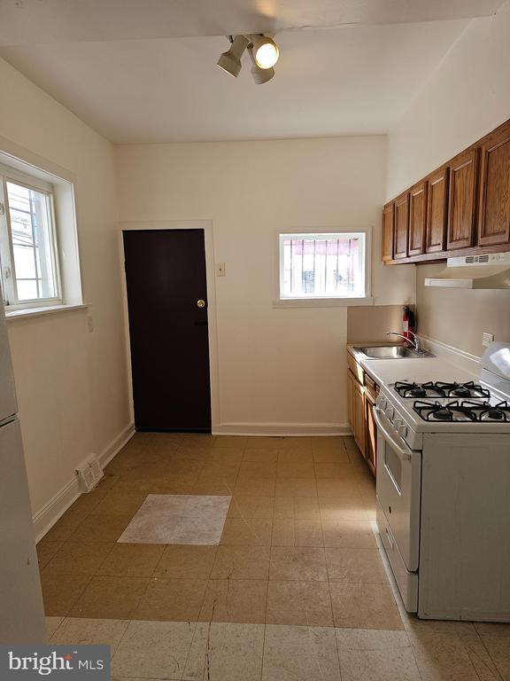 43 E Silver St in Philadelphia, PA - Building Photo - Building Photo