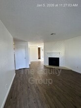 2019 E Walnut Ave in Visalia, CA - Building Photo - Building Photo