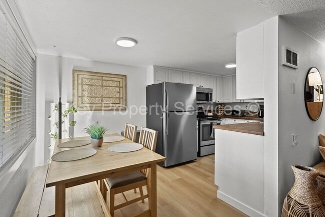 2102 NW Kelly Dr in Vancouver, WA - Building Photo - Building Photo