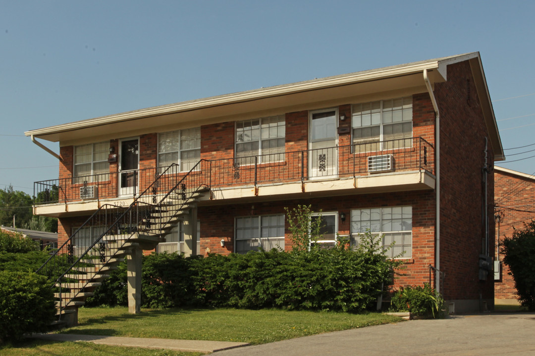 Briarbridge Apartments in Louisville, KY - Building Photo