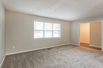 1724 Sonia Dr in Birmingham, AL - Building Photo - Building Photo
