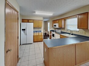 7908 Windrift Pl in Reynoldsburg, OH - Building Photo - Building Photo