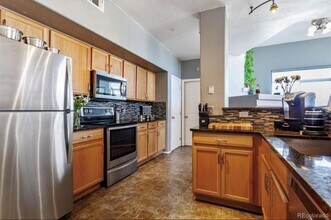 9530 E Florida Ave, Unit 2001 in Denver, CO - Foto de edificio - Building Photo