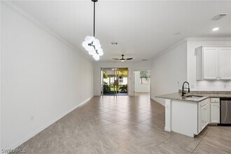 1751 Alameda Dr in Naples, FL - Building Photo - Building Photo