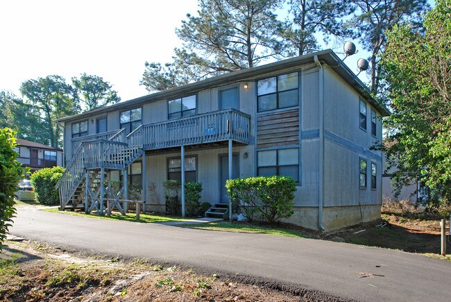 301 Dixie Dr in Tallahassee, FL - Building Photo - Building Photo