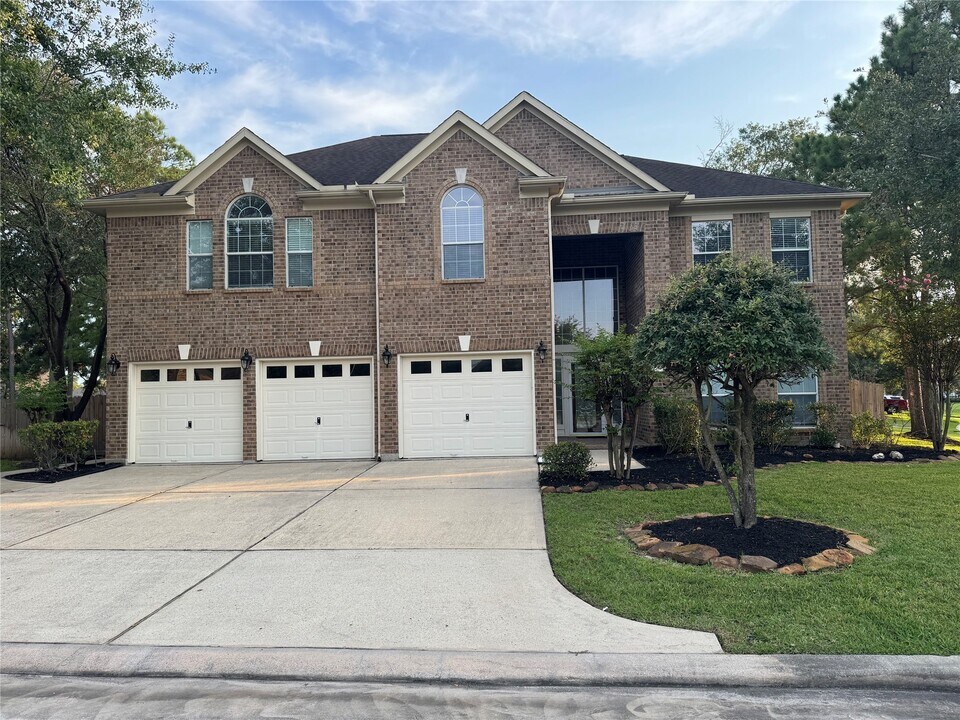 6311 Auburn Terrace Ct in Spring, TX - Building Photo