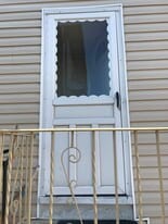 121 Washington Ave, Unit Efficiency Apartment in Mineola, NY - Building Photo