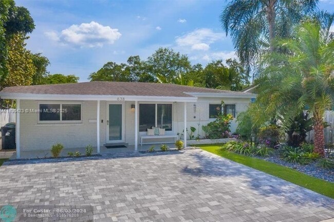 property at 638 SW 5th Ave