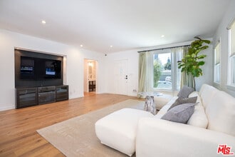3762 Barry Ave in Los Angeles, CA - Building Photo - Building Photo