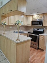 10641 SW 108th Ave in Miami, FL - Building Photo - Building Photo