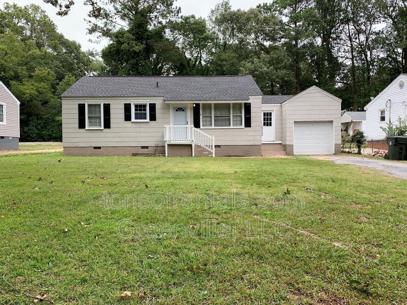 7 Phoenix Ave in Greenville, SC - Building Photo