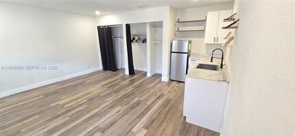 201 NE 2nd Ave in Dania Beach, FL - Building Photo - Building Photo