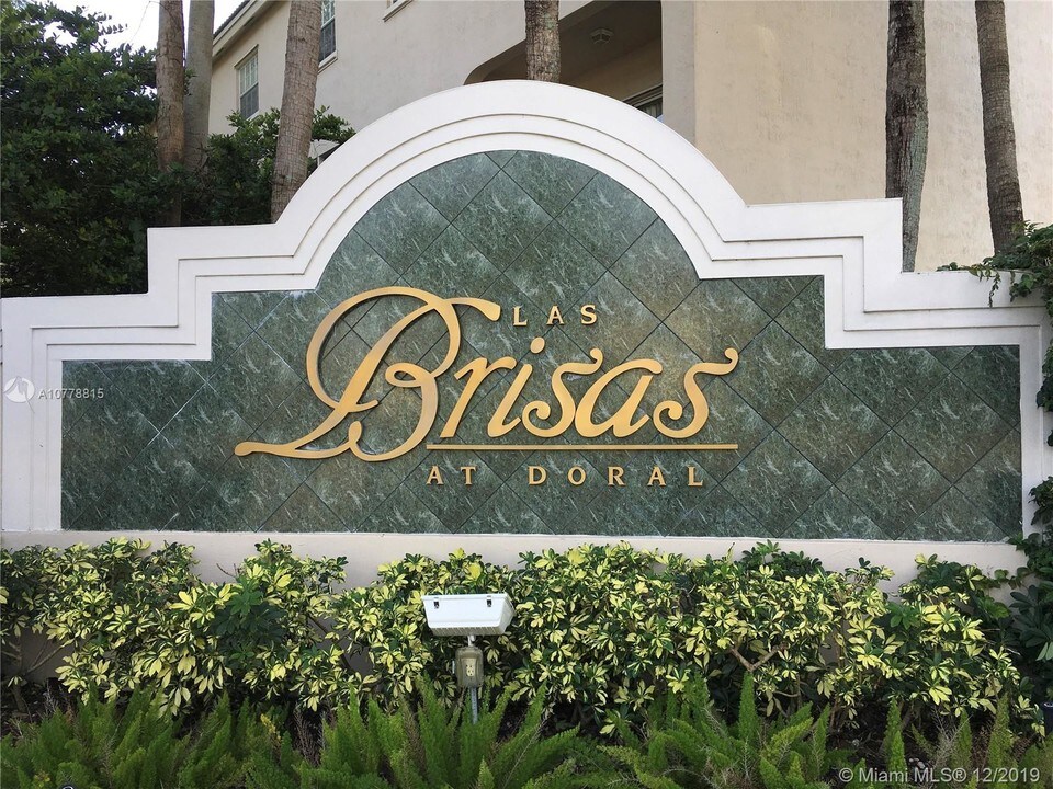 5791 NW 116th Ave-Unit -106 in Doral, FL - Foto de edificio