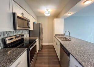 16 Cape Dr NW in Fort Walton Beach, FL - Building Photo - Building Photo