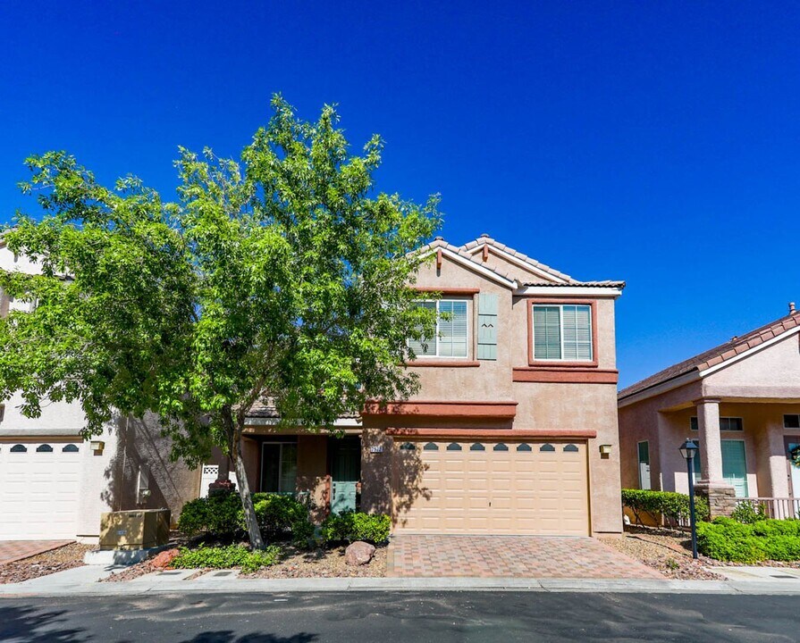 7572 French Springs St in Las Vegas, NV - Building Photo