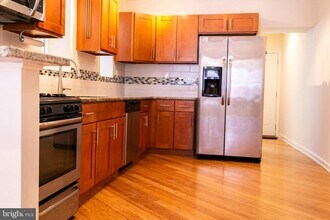 1434 S 17th St in Philadelphia, PA - Building Photo - Building Photo