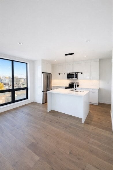 1121 Dorchester Ave, Unit 205 in Boston, MA - Foto de edificio - Building Photo