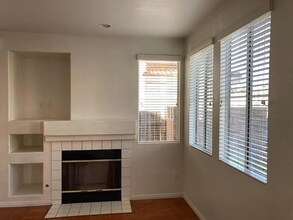 11017 Caminito Arcada in San Diego, CA - Building Photo - Building Photo