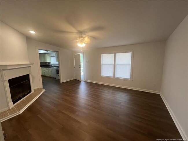 15 Rhode Island Way in Cameron, NC - Building Photo - Building Photo