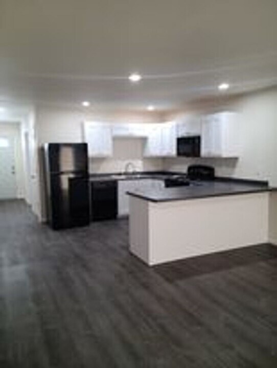 3055 Barrington Pl in Plover, WI - Building Photo