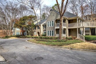 505 Bainbridge Dr NW in Atlanta, GA - Building Photo - Building Photo