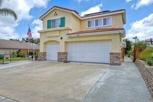 1726 Shire Ave in Oceanside, CA - Building Photo