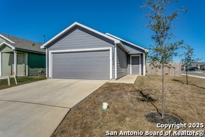 12835 Chinali Spgs in Saint Hedwig, TX - Building Photo - Building Photo