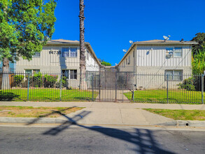 14735 Blythe St in Van Nuys, CA - Building Photo - Primary Photo