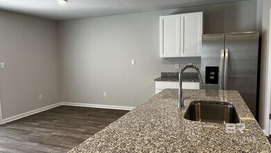 11186 Elemis Dr in Daphne, AL - Building Photo - Building Photo