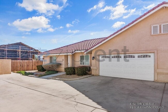 16201 Viho Rd in Apple Valley, CA - Building Photo - Building Photo