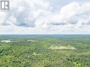 1008 Ridgeline Dr in Lake Of Bays, ON - Building Photo - Building Photo