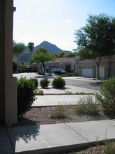 1747 E Northern Ave, Unit 273 in Phoenix, AZ - Foto de edificio - Building Photo