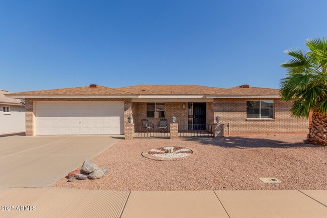 8260 E Nopal Ave in Mesa, AZ - Building Photo - Building Photo