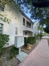 1438 Meridian Ave in Miami Beach, FL - Building Photo - Building Photo