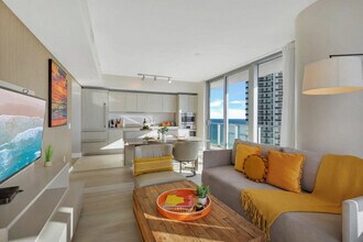 4111 S Ocean Dr, Unit SI ID1227277P in Hollywood, FL - Foto de edificio - Building Photo